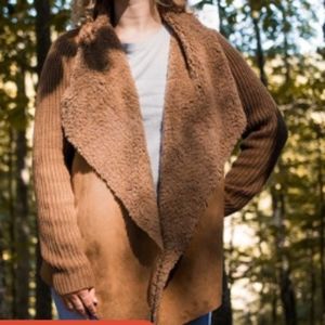 Sweater/ Suede Jacket Med